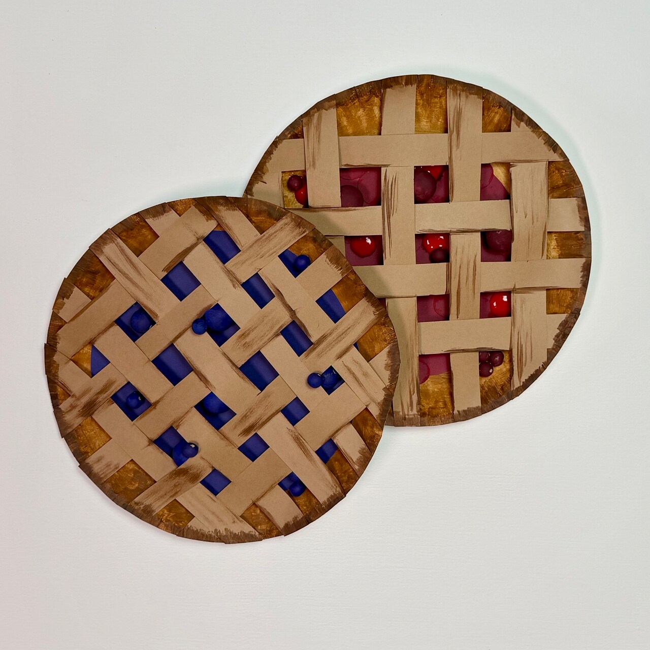 Kids Club: Woven Paper Pies